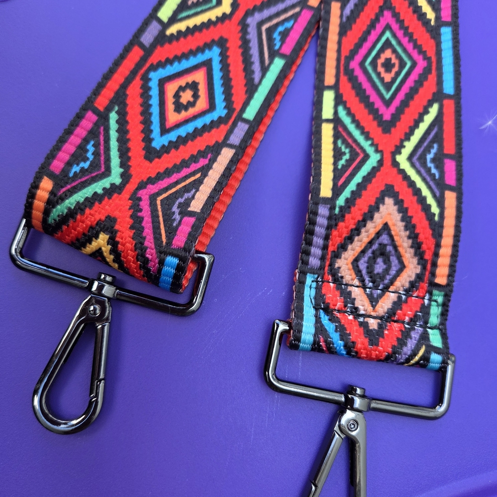 Multicolor Geometric Pattern Strap - image 2